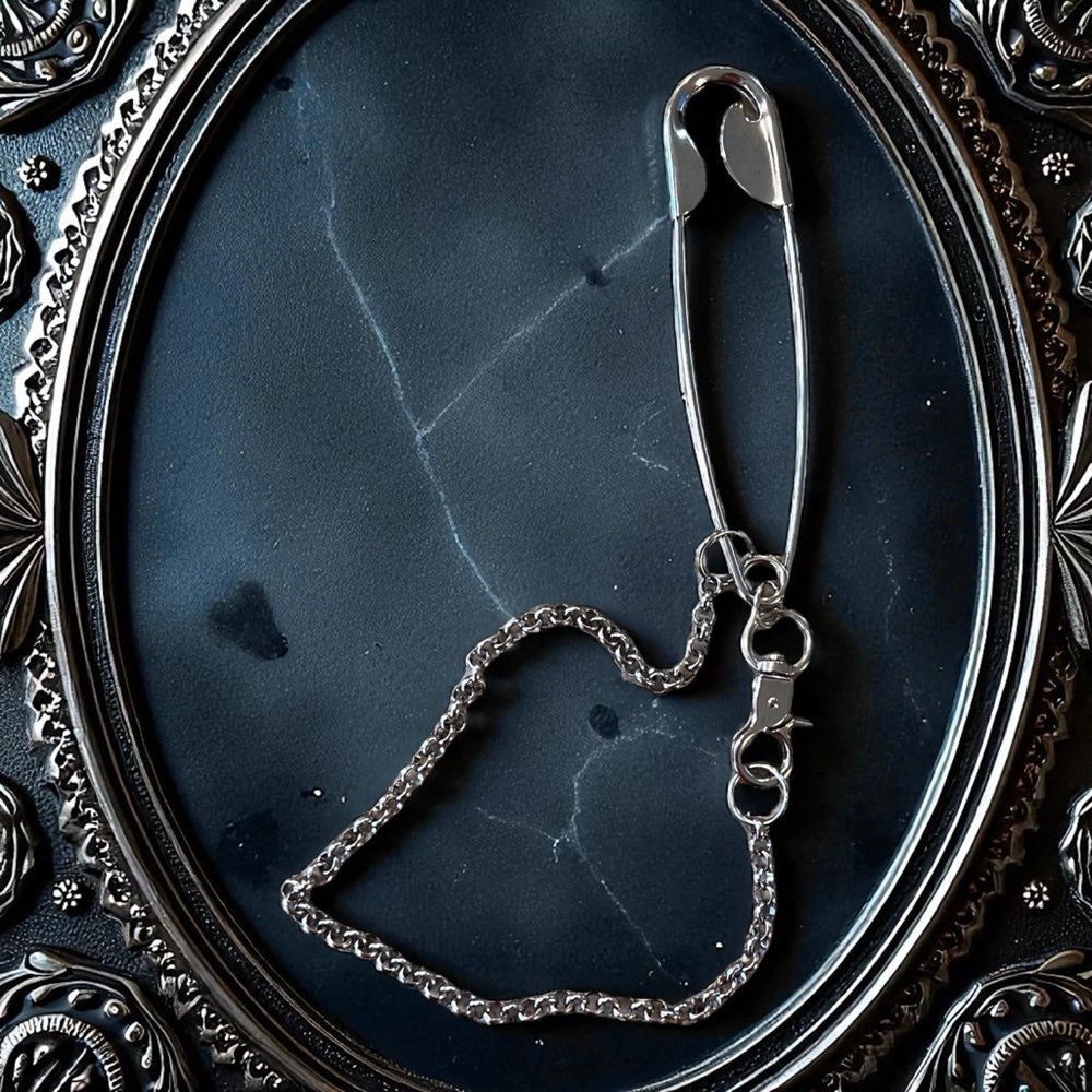Silver toned Stainless Steel Chain with XL Safety Pin Pendant - Picture 3 of 17
